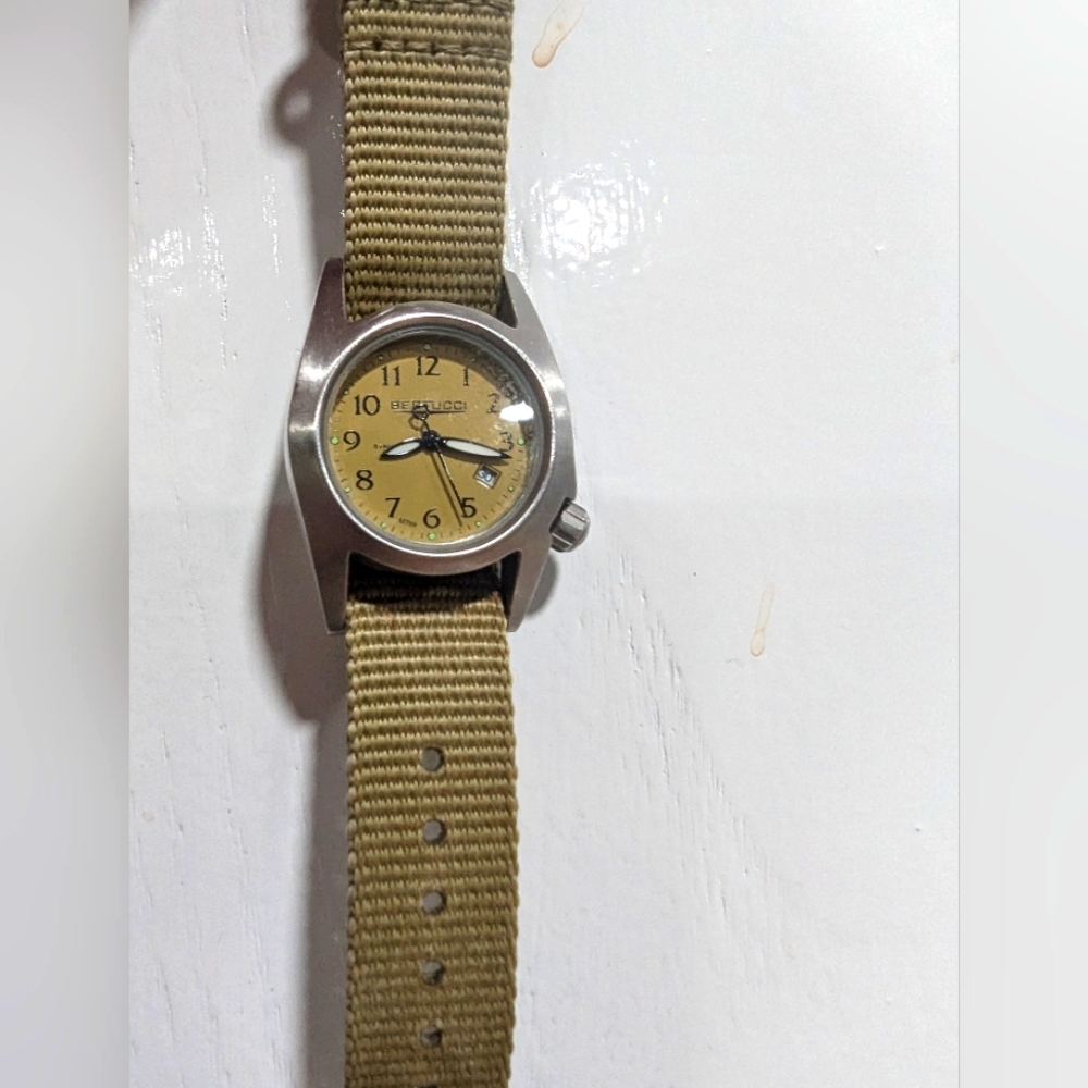 Bertucci Women's Unisex Field watch